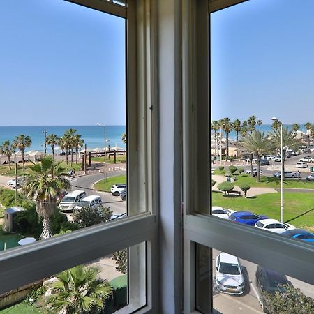 שקיעה בים - דירות נופש יוקרתיות עם ג'קוזי ונוף לים Haifa Exterior foto